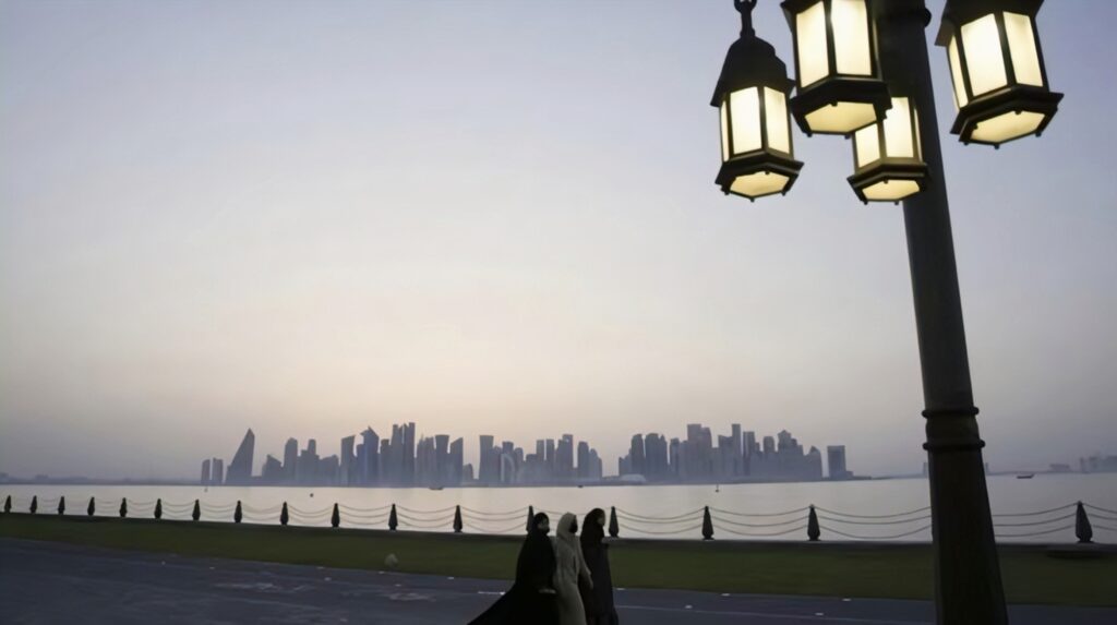 قطر به اخراج و بازداشت بهائیان متهم شد