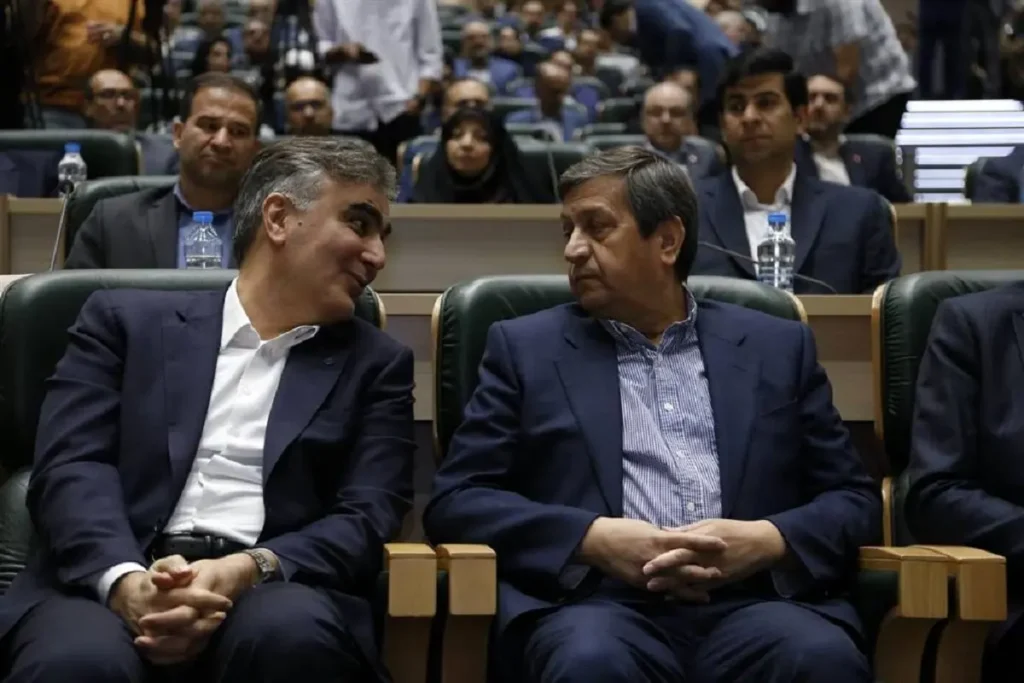 همتی به بانک مرکزی