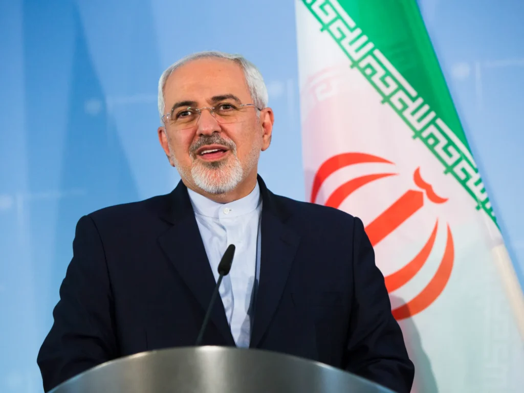 ظریف راهکار صلح.. محدودیت هسته‌ای در برابر رفع تحریم‌ها